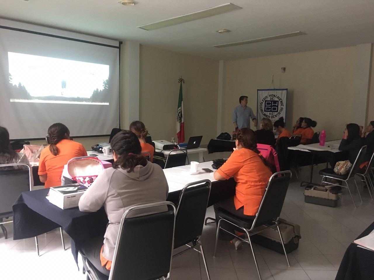 Conferencia Restauraciones directas con resina en dientes posteriores